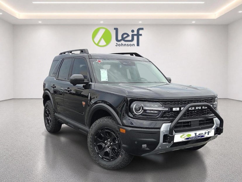 2025 Ford Bronco - Image 1