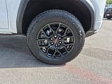 2026 GMC Canyon - Preview 13