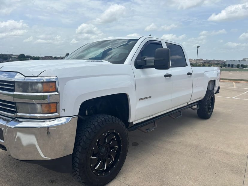 2015 Chevrolet Silverado - Image 1