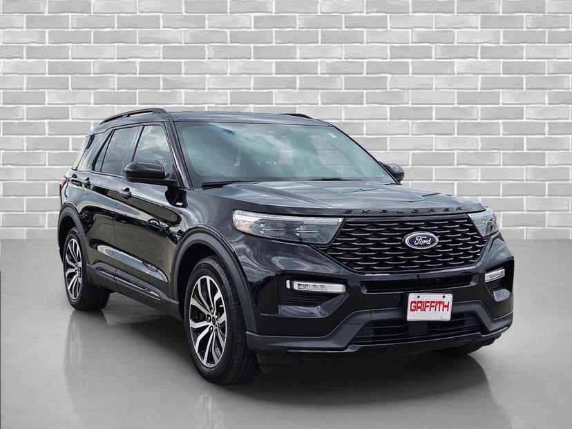 2023 Ford Explorer - Image 1