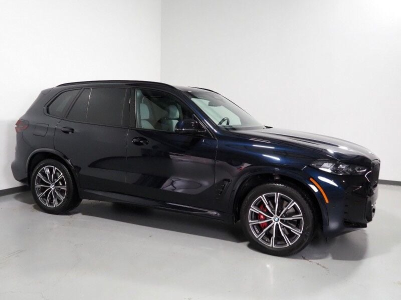 2026 BMW X5 sDrive40i - Image 2