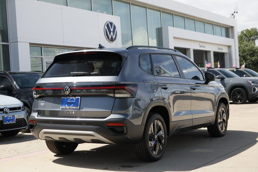 2026 Volkswagen Taos - Image 3