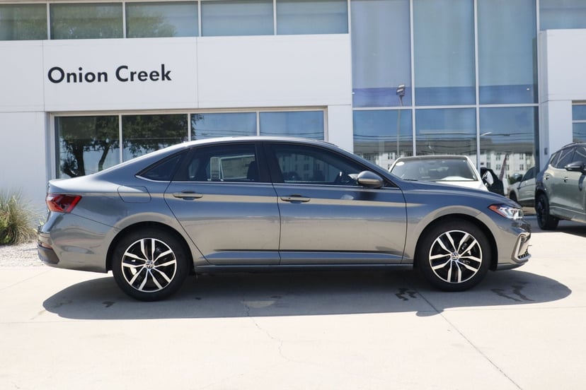 2026 Volkswagen Jetta - Image 2