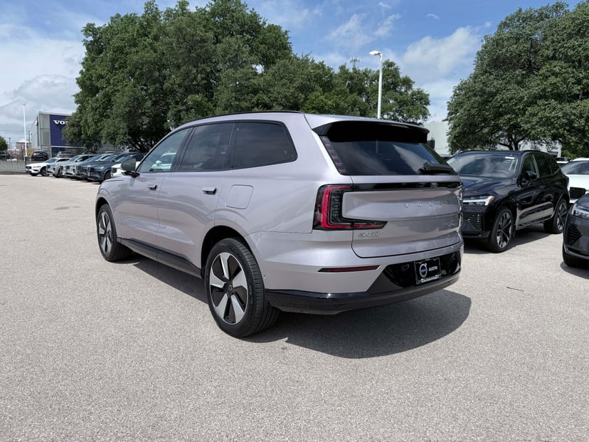 2026 Volvo EX90 - Image 2