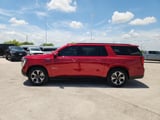 2025 GMC Yukon XL - Preview 4