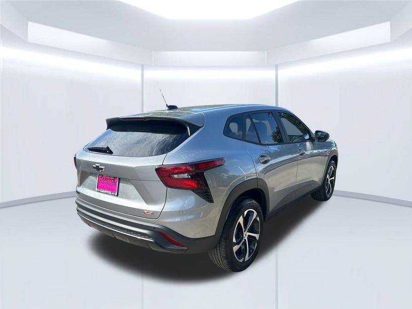 2026 Chevrolet Trax - Image 3