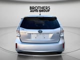 2013 Toyota prius-v - Preview 11