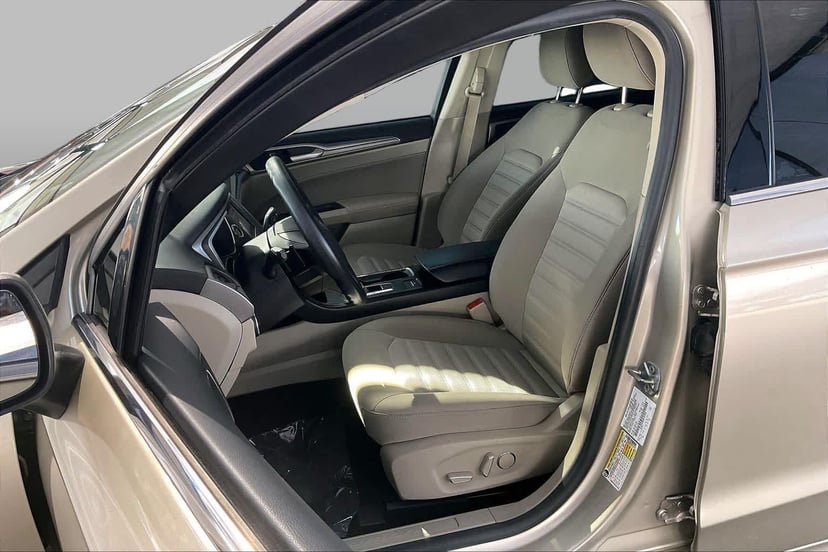 2019 Ford Fusion - Image 3