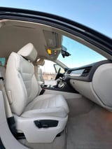 2013 Volkswagen Touareg - Preview 11