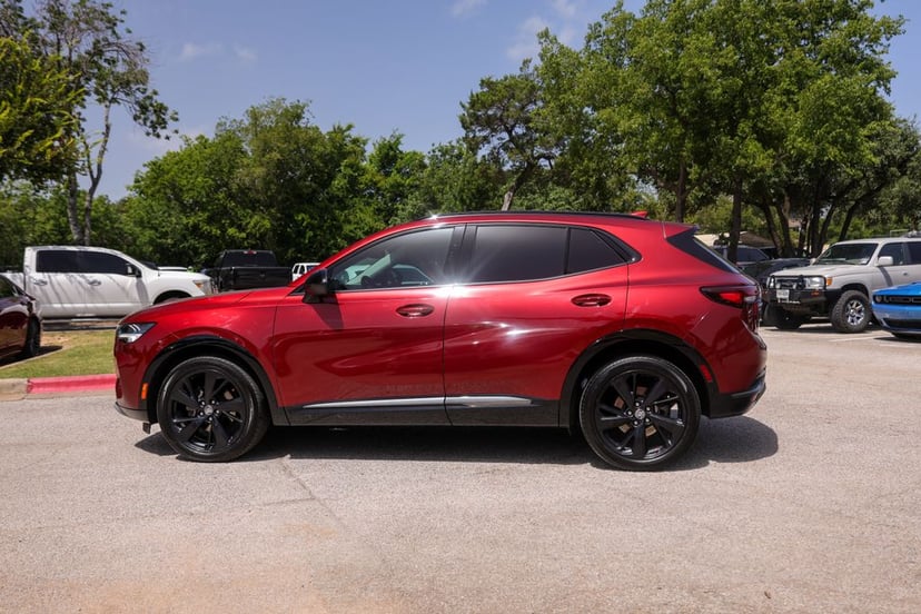 2023 Buick Envision - Image 2