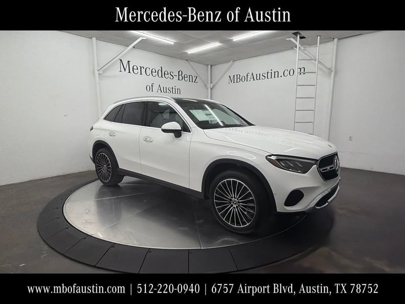 2027 Mercedes-Benz GLC - Image 1