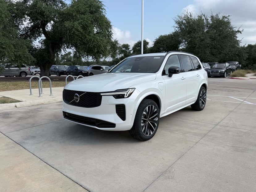 2026 Volvo XC90 - Image 1