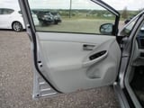 2012 Toyota Prius - Preview 9