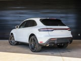2026 Porsche Macan - Preview 3