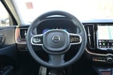 2023 Volvo XC60 - Preview 10