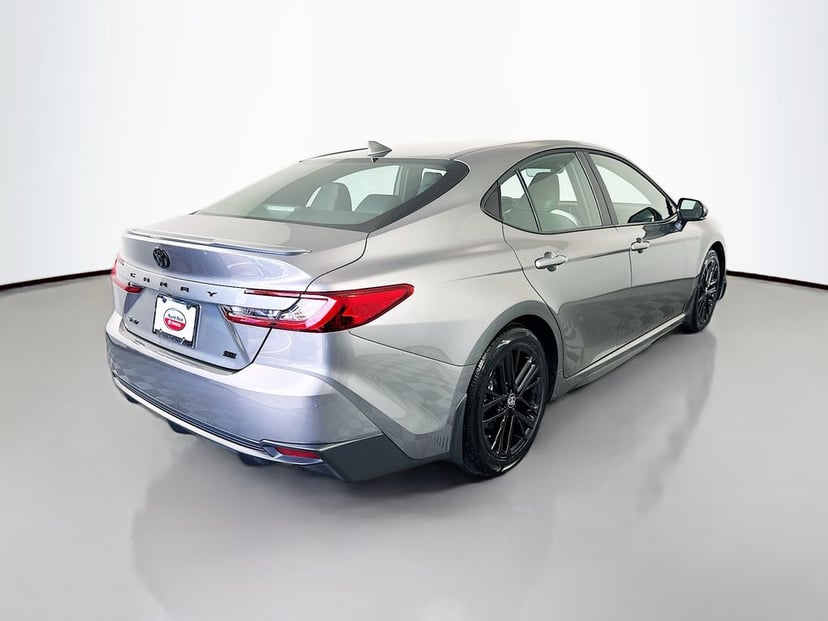 2026 Toyota Camry - Image 2