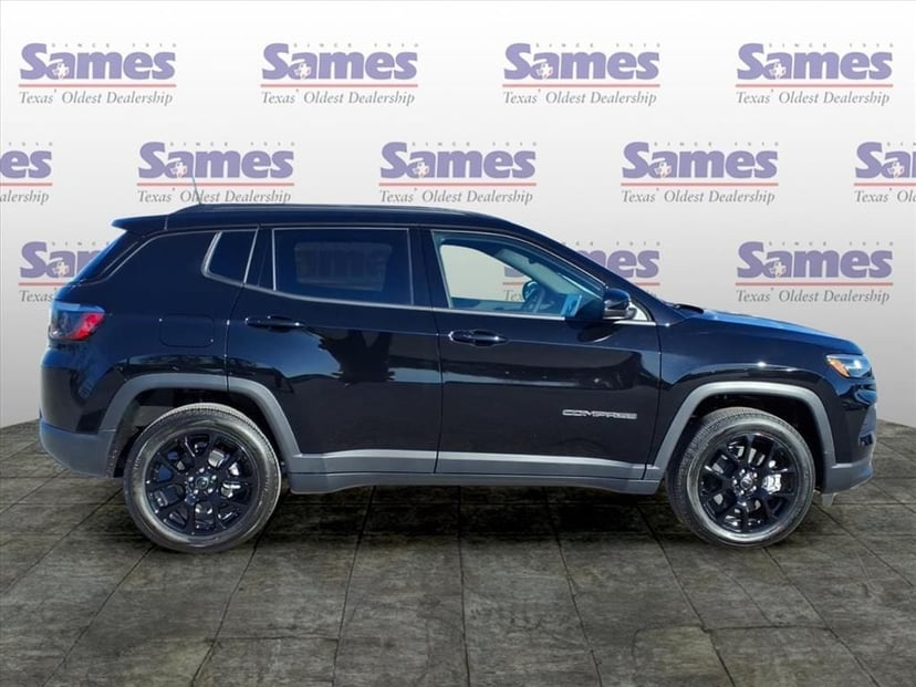 2026 Jeep Compass - Image 3