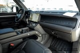 2026 Land Rover Defender - Preview 12