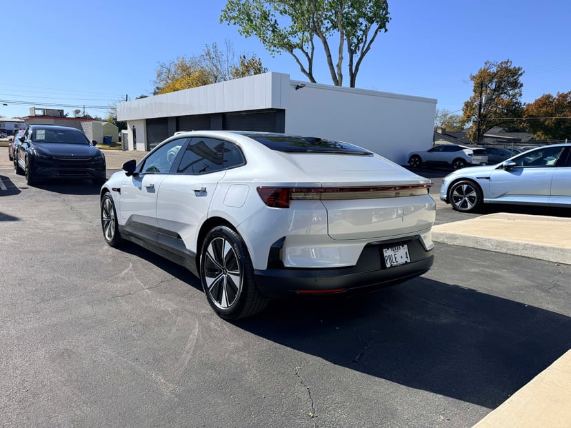 2026 Polestar 4 - Image 2