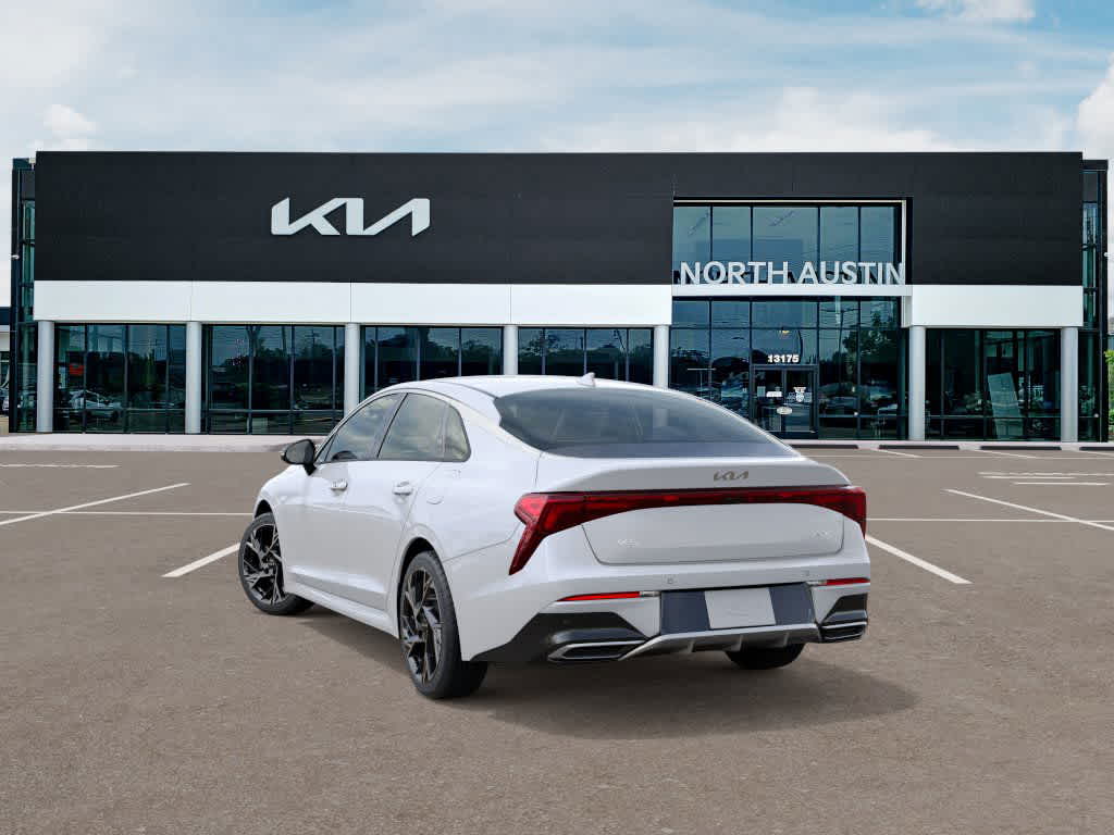 2026 Kia K5 - Image 3