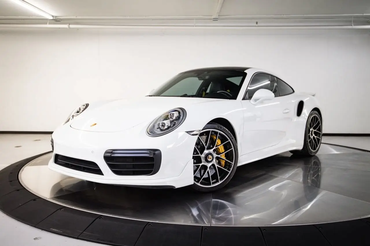 2019 Porsche 911 - Image 1