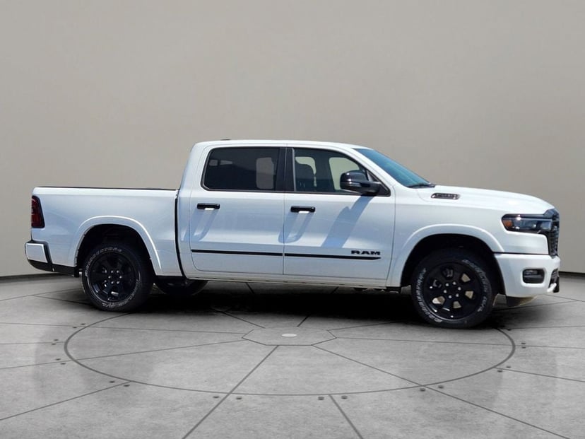 2026 Ram 1500 - Image 2