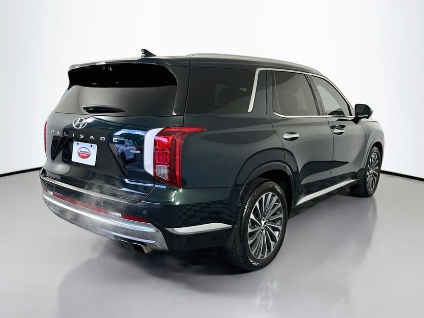 2025 Hyundai Palisade - Image 3
