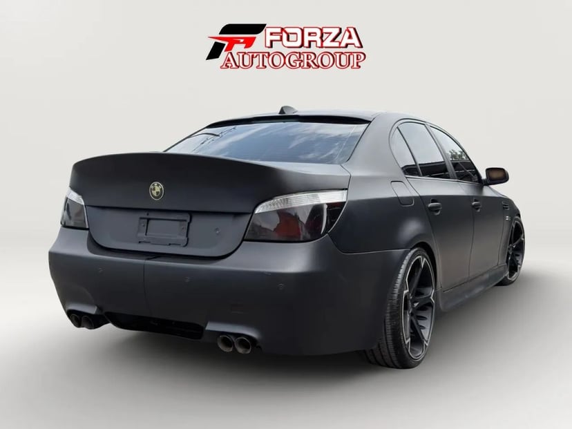 2006 BMW 5 Series 530i Sedan 4D - Image 2