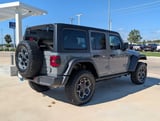 2023 Jeep Wrangler - Preview 5