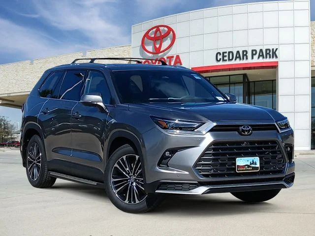 2026 Toyota Grand Highlander - Image 1