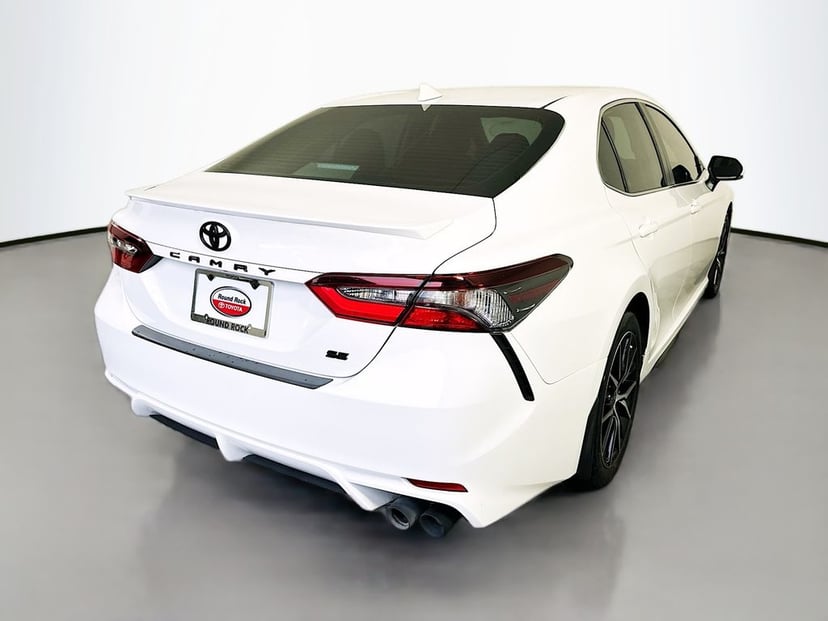 2024 Toyota Camry - Image 2