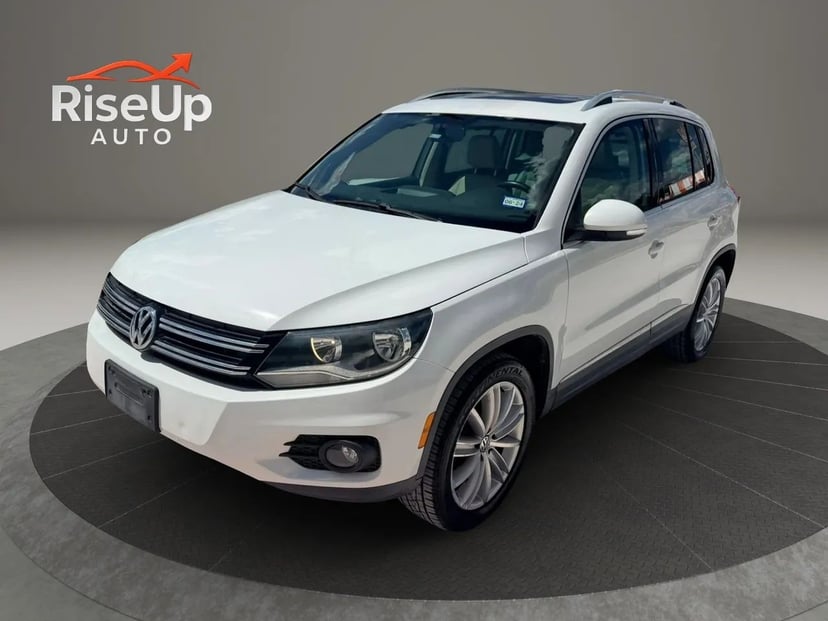 2015 Volkswagen Tiguan - Image 1