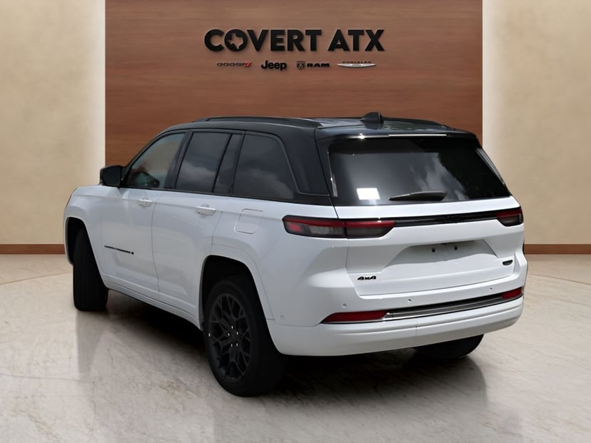2026 Jeep Grand Cherokee - Image 3