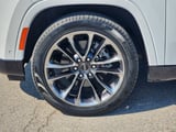2024 Jeep Grand Wagoneer - Preview 10
