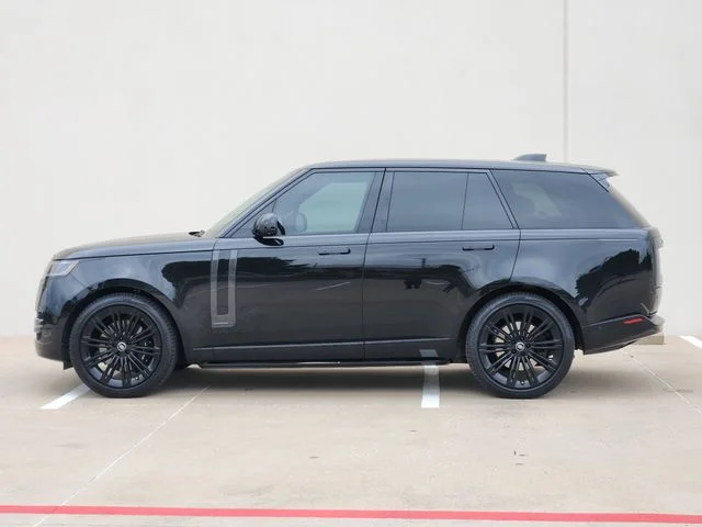 2024 Land Rover Range Rover - Image 2