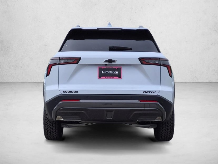 2026 Chevrolet Equinox - Image 3