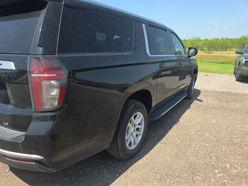 2024 Chevrolet Suburban - Image 3
