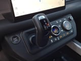 2025 Land Rover Defender - Preview 14