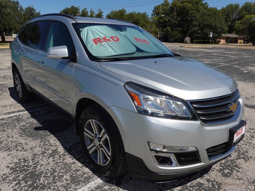 2015 Chevrolet Traverse - Image 1