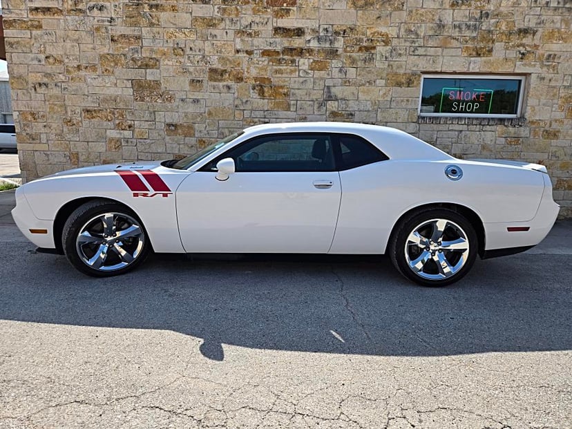 2012 Dodge Challenger - Image 2