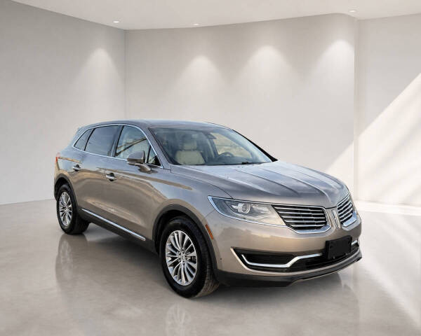2017 Lincoln MKX - Image 1