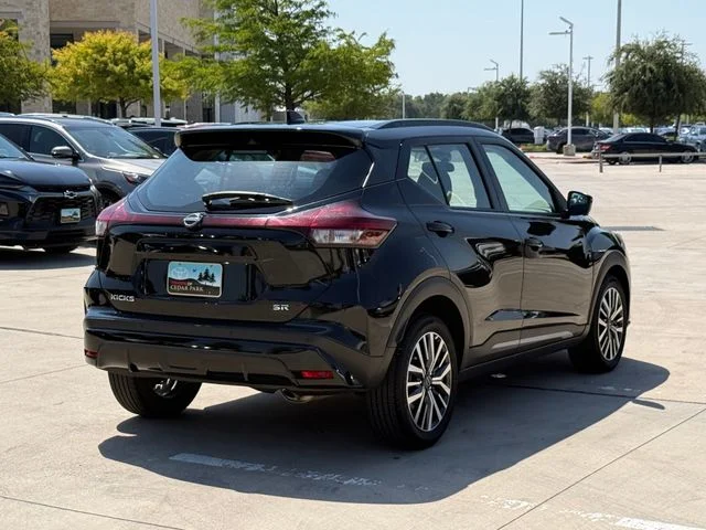 2024 Nissan Kicks - Image 2