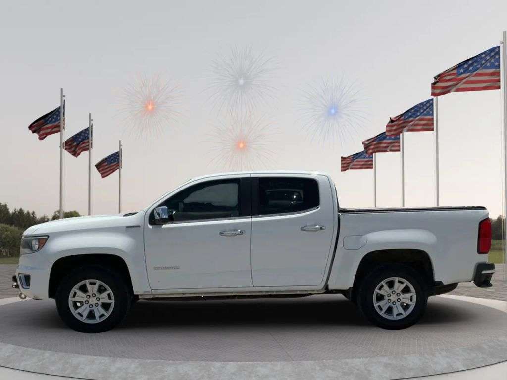 2017 Chevrolet Colorado - Image 3