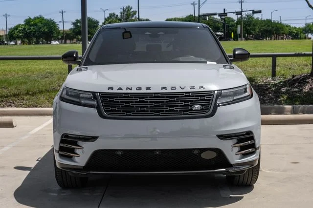 2025 Land Rover Range Rover Velar - Image 2