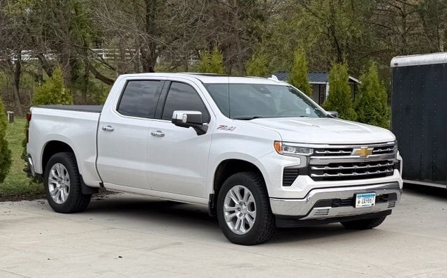 2023 Chevrolet Silverado 1500 - Image 1