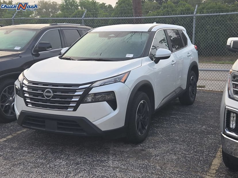 2025 Nissan Rogue - Image 1