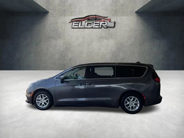 2022 Dodge Voyager - Image 1