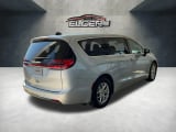 2023 Chrysler Pacifica - Preview 7