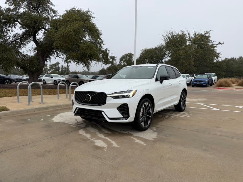 2026 Volvo XC60 - Image 1