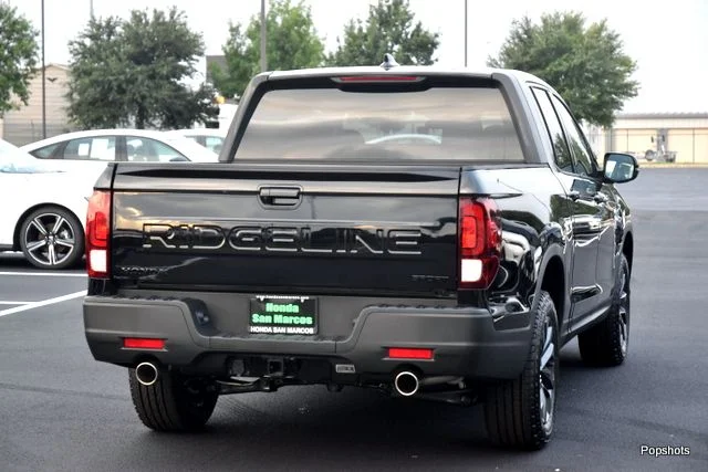 2026 Honda Ridgeline - Image 2